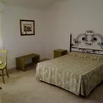 Hotel Arcojalon